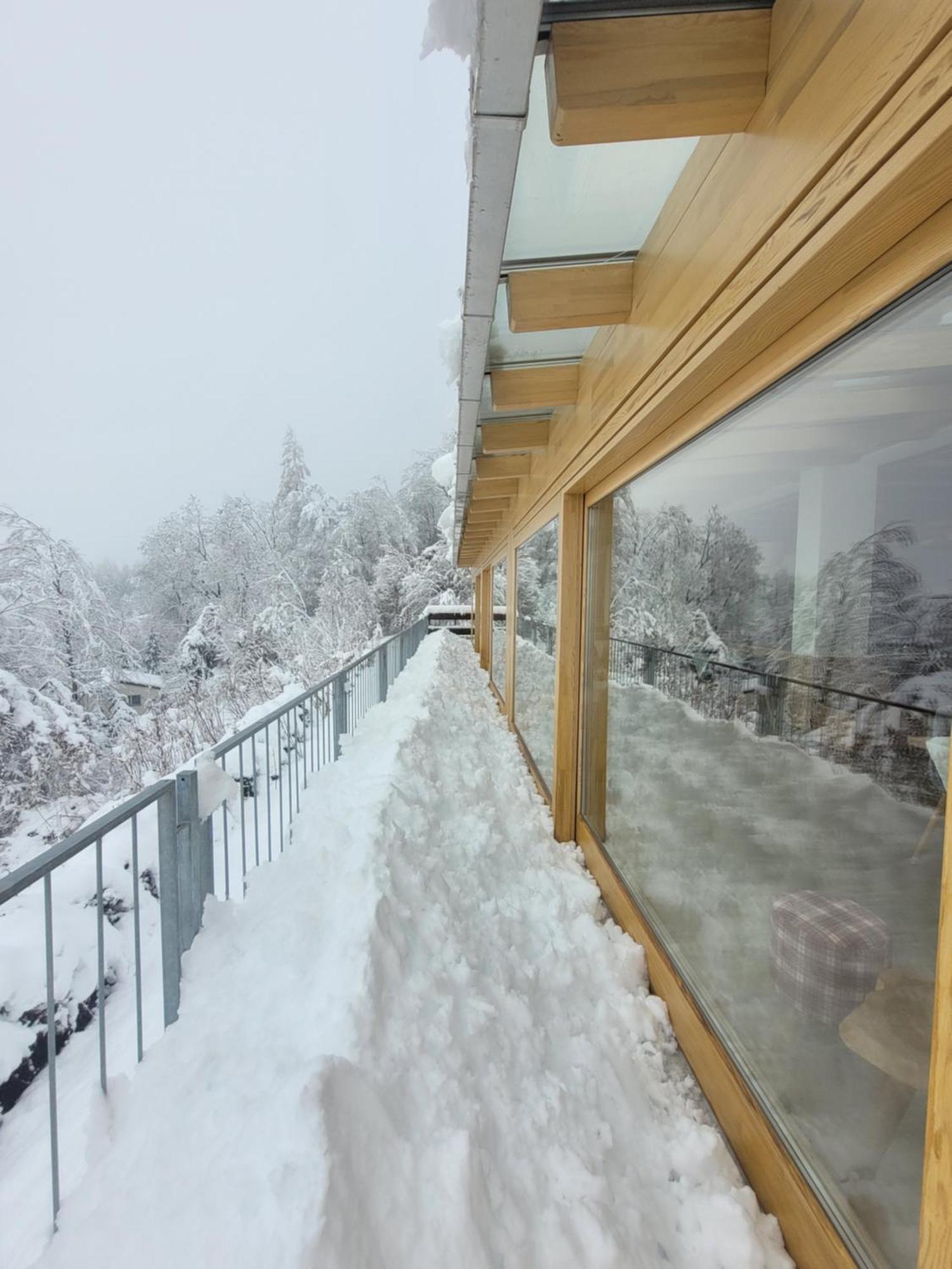 אננהיים Jaeger Guesthouse מראה חיצוני תמונה
