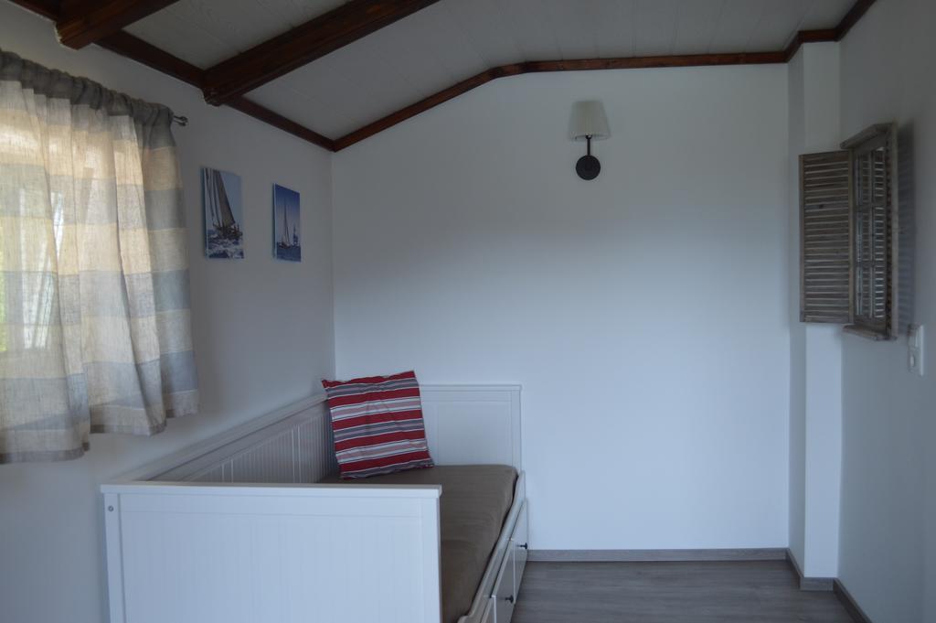 אננהיים Jaeger Guesthouse מראה חיצוני תמונה